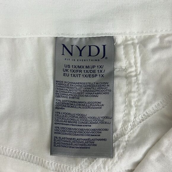 New NYDJ Lift Tuck® Technology White Flare Jeans Size 1X - Picture 6 of 7